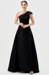 Bariano Tallulah One Shoulder Gown In Black