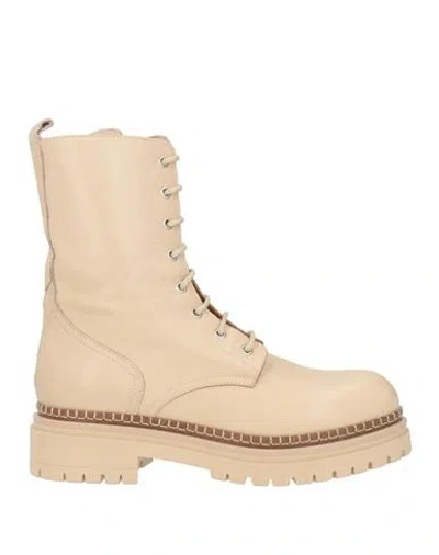 Barracuda's Collection Woman Ankle Boots Beige Size 7 Calfskin In Sand