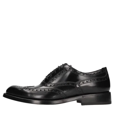 Barrett Flat Shoes In Black