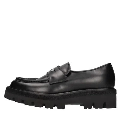 Barrett Flat Shoes In Black