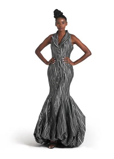 Baruni Adita Gown. In Black