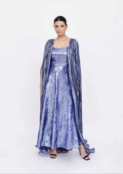 Baruni Roses Cape. In Blue