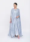 Baruni Roses Cape. In Silver