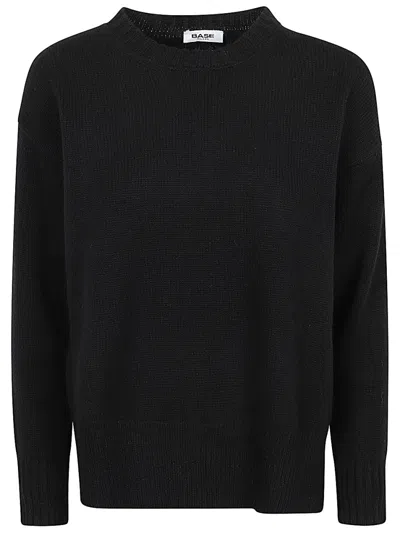 Base Black Crewneck Pullover