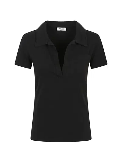 Base Milano V-neck Short-sleeve T-shirt In Black