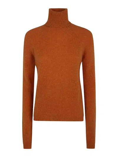 Base Turtle Neck Sweater In Orange