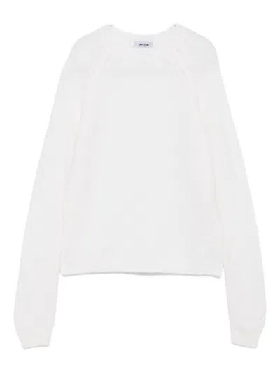 BASE WHITE RAGLAN-SLEEVE SWEATER