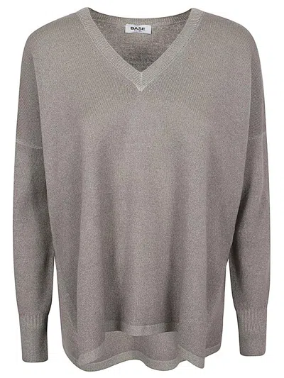 BASERANGE BASE WOOL V-NECKED SWEATER