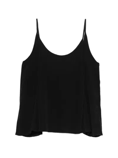 Baserange Ade Top In Black