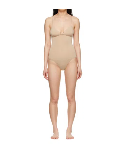 Baserange Onmi V-neck Sleeveless Body In Neutral