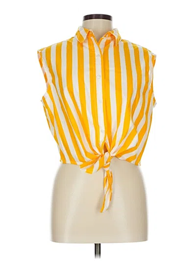 Pre-owned Basic Editions Sleeveless Button Down Shirt In Yellow
