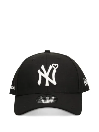 Basicks X New Era Yankees Logo-embroidered Cap In Black
