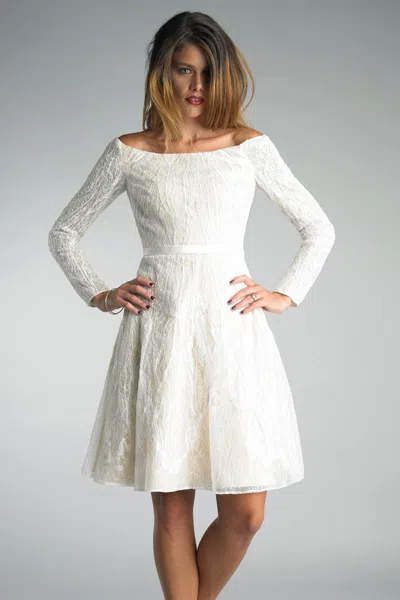 Basix Black Label Boat Neck Long Sleeeve Cocktail Dress In White