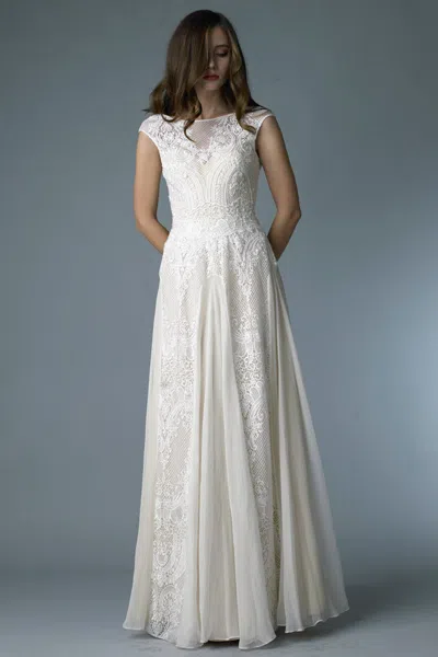 Basix Black Label Lace Cap-sleeve Gown In White