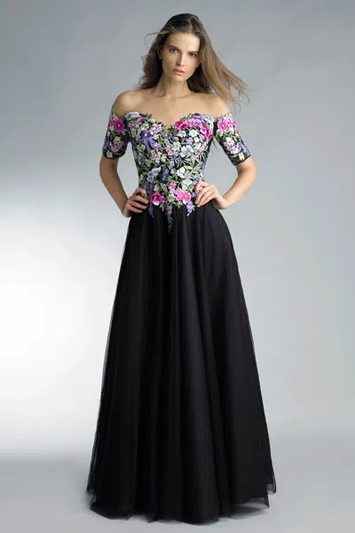 Basix Black Label Short Sleeve Floral Gown In Black