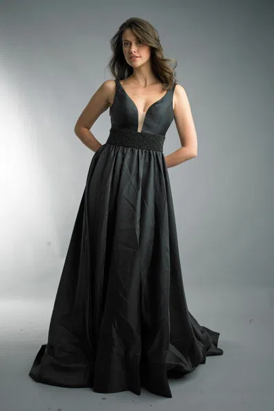 Basix Black Label Sleeveless Evening Dress In Black