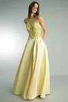 Basix Black Label Sleeveless Floral Evening Gown