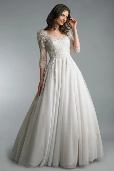 Basix Black Label Three Quarter Sleevel V Neck Gown In White
