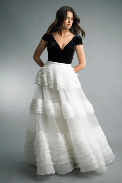 Basix Black Label V Neck Cap Sleeve Gown