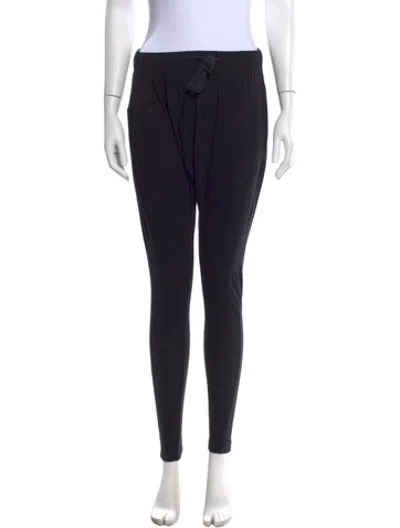 Pre-owned Bassike Skinny Leg Pants In Black