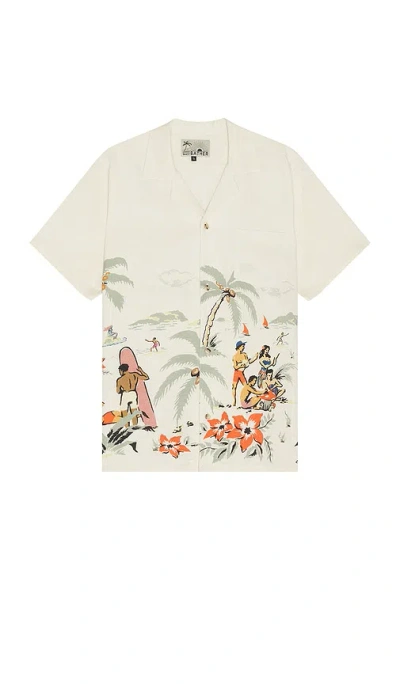 Bather Trippin' Beach Camp Shirt In 素色