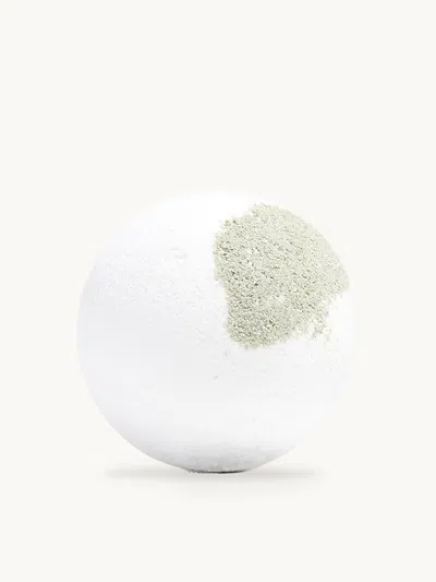 Bathorium Boreal Fog Bath Bomb In White