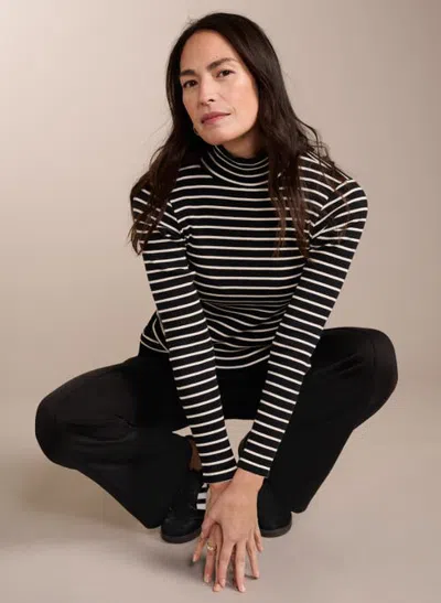 Baukjen Vera Organic Top In Caviar Black & Soft White