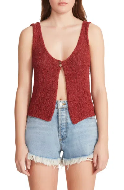 Bb Dakota Happy Hour Top In Spiced Apple In Multi