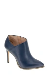 BCBG BCBG HADIX POINTED TOE BOOTIE