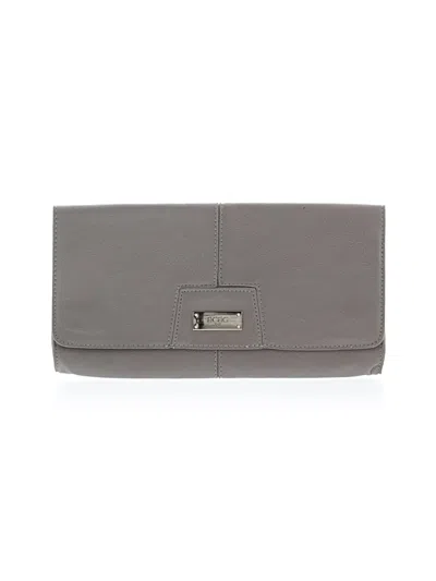 Pre-owned Bcbg Paris Clutch In Gray