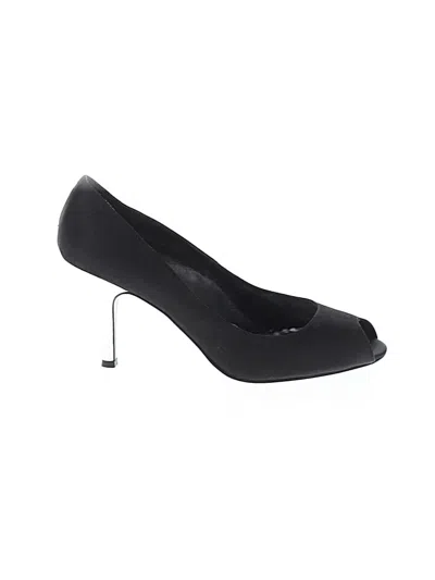 Pre-owned Bcbg Paris Heels In Black