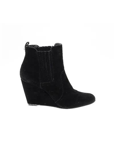 Pre-owned Bcbgeneration Ankle Boots In Black