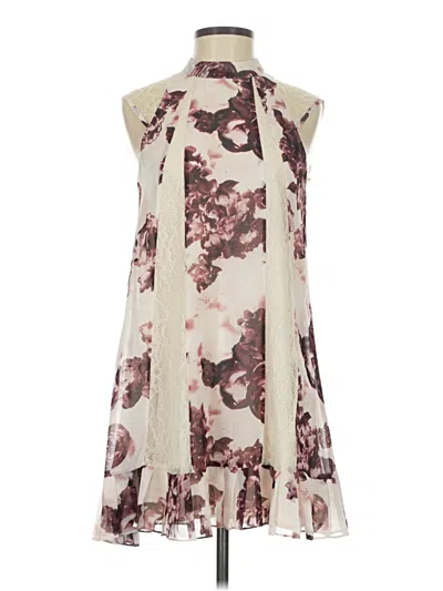 Pre-owned Bcbgeneration Casual Dress In White