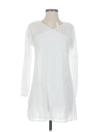 Pre-owned Bcbgeneration Casual Dress In White