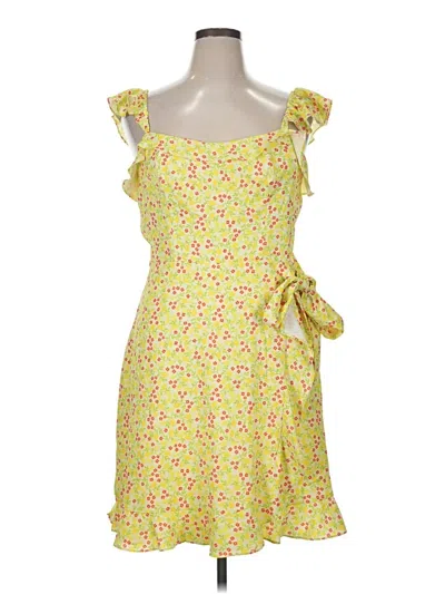 Pre-owned Bcbgeneration Casual Dress In Yellow
