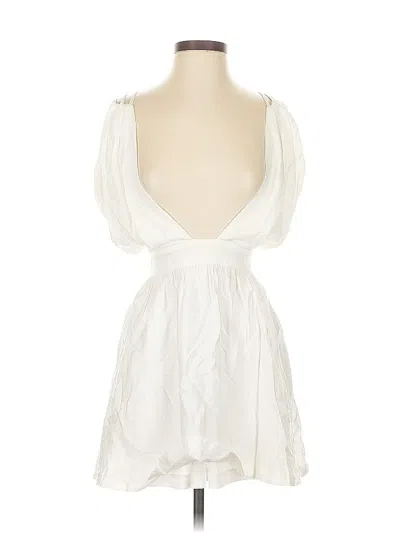 Pre-owned Bcbgeneration Cocktail Dress In White