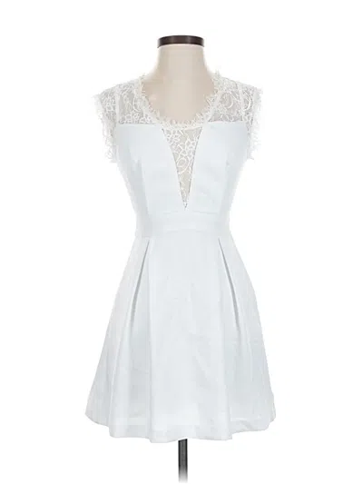 Pre-owned Bcbgeneration Cocktail Dress In White