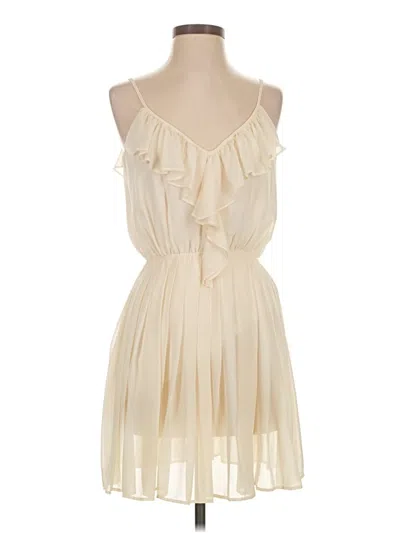 Pre-owned Bcbgeneration Cocktail Dress In White