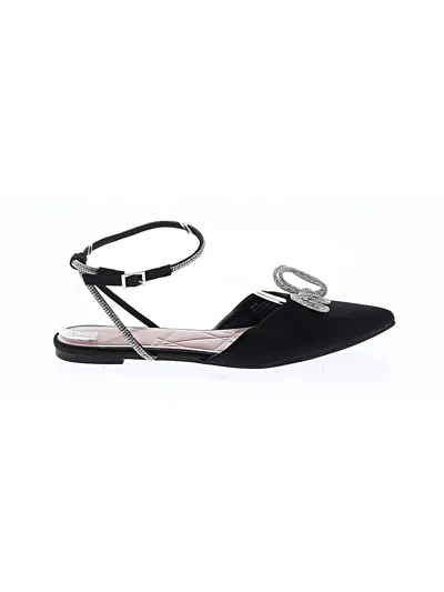 Pre-owned Bcbgeneration Flats In Black