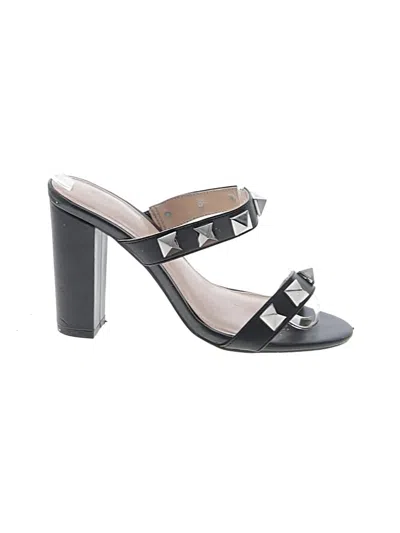 Pre-owned Bcbgeneration Heels In Black