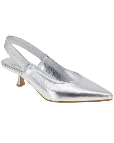 BCBGENERATION BCBGENERATION KAYLA PUMP