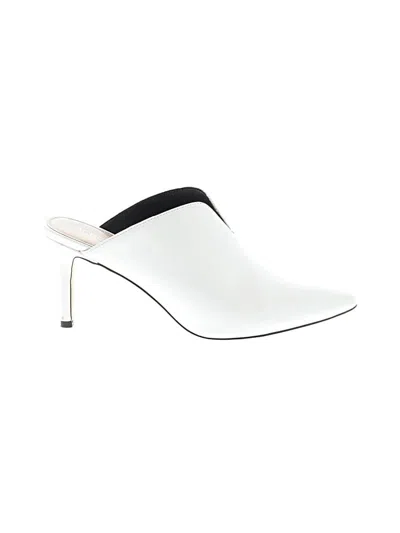Pre-owned Bcbgeneration Mule/clog In White