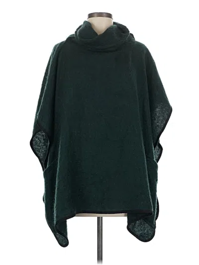 Pre-owned Bcbgeneration Poncho In Green
