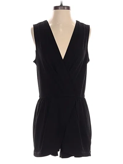 Pre-owned Bcbgeneration Romper In Black