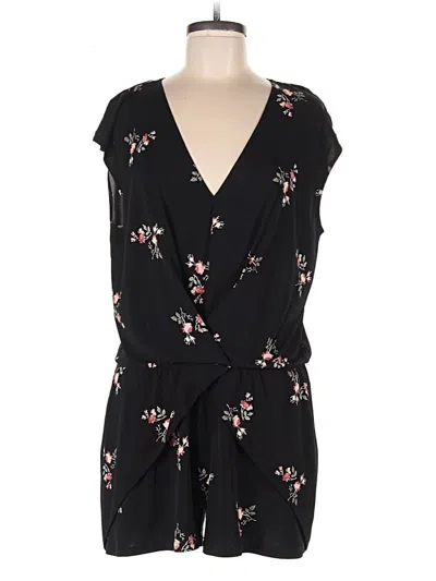 Pre-owned Bcbgeneration Romper In Black