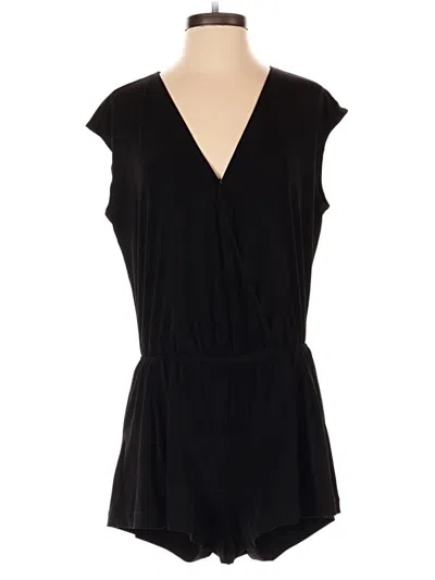 Pre-owned Bcbgeneration Romper In Black