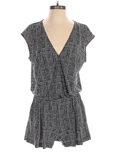 Pre-owned Bcbgeneration Romper In Gray