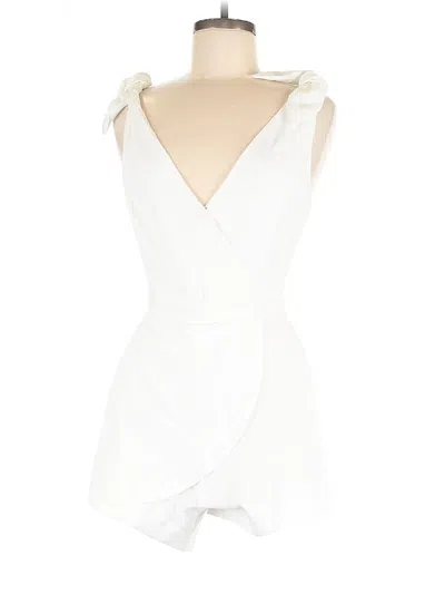 Pre-owned Bcbgeneration Romper In White