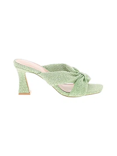 Pre-owned Bcbgeneration Sandals In Green