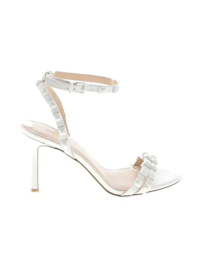 Pre-owned Bcbgeneration Sandals In White